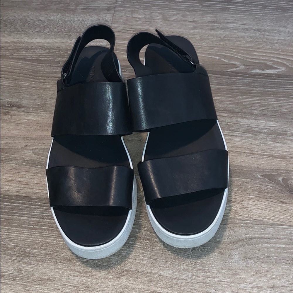 SPRING SALE 🌸 Vince Westport Platform Sandal